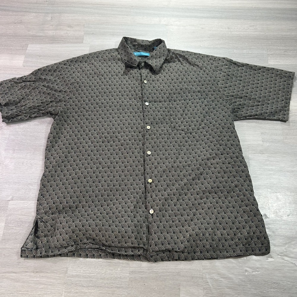 Tori Richard Shirt Mens Large Black Geometric Hawaiian Short Sleeve Button Up